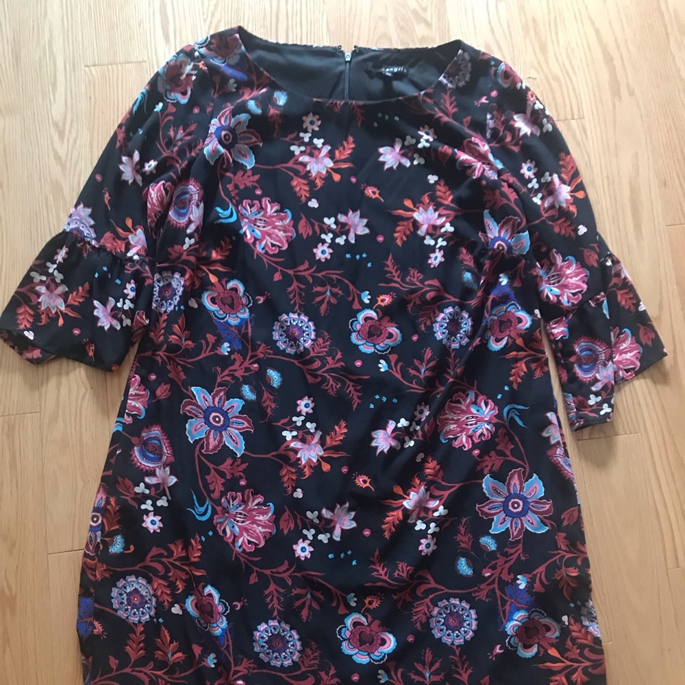 Long-sleeved dress